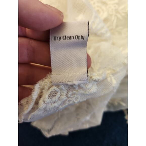 Reckless Angel Women's Lace Embroidered Boho Hippie Oversized Blouse-Medium - Picture 7 of 8